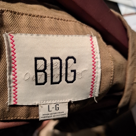 BDG Embroidered Green Vest Urban Outfitters - Picture 4 of 14